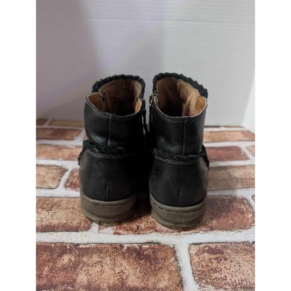 Comfortiva Fallston Womens Sz 10 Black Leather Weatherproof Ankle Boots Booties - Picture 4 of 8